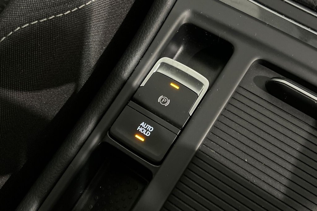 Used Volkswagen Golf 2019 for sale - 76923752: Photo 31