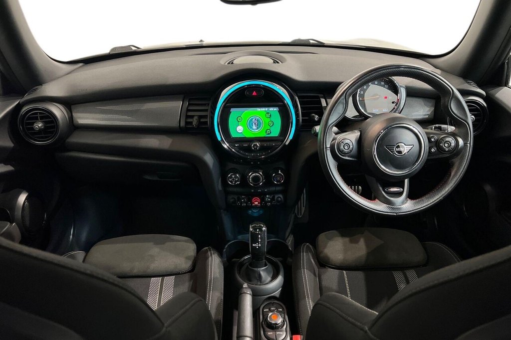 Used MINI Hatch 2019 for sale - 77171991: Photo 12