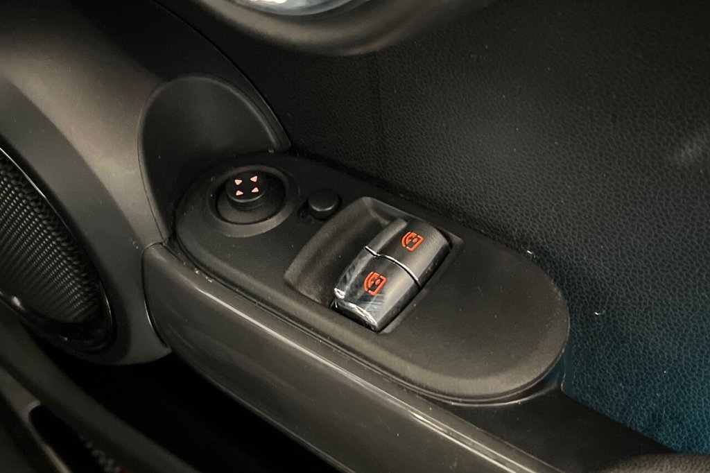 Used MINI Hatch 2019 for sale - 77171991: Photo 37