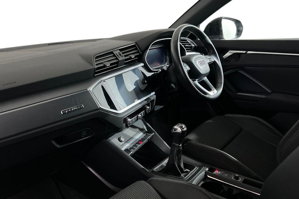 Used Audi Q3 2019 for sale - 76740076: Photo 11