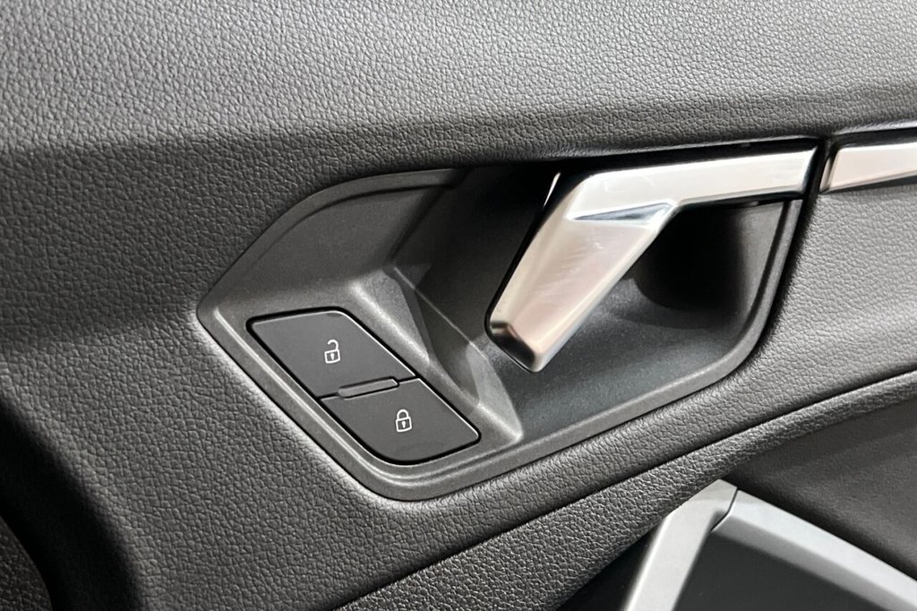 Used Audi Q3 2019 for sale - 76740076: Photo 40