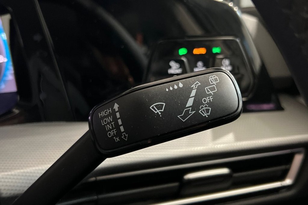 Used Volkswagen Golf 2024 for sale - 76582729: Photo 27