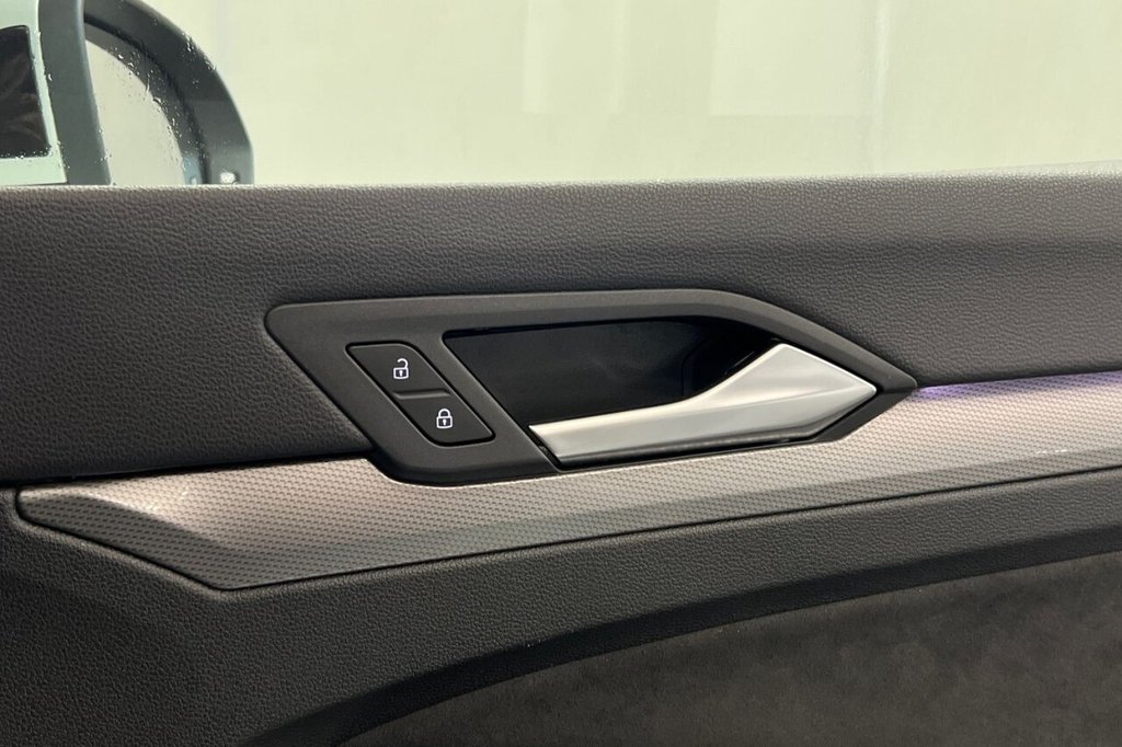 Used Volkswagen Golf 2024 for sale - 76582729: Photo 41