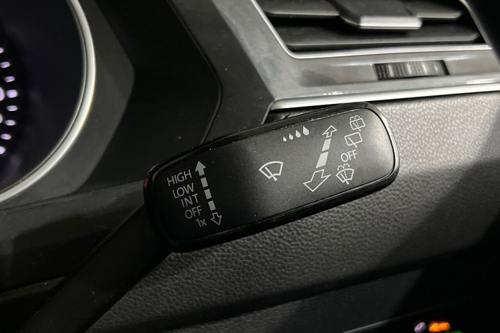 Used Volkswagen Tiguan 2019 for sale - 75801656: Photo 28