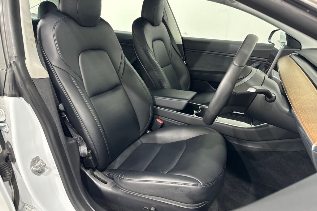 Used Tesla Model 3 2020 for sale - 77673650: Photo 28