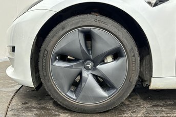 Used Tesla Model 3 2020 for sale - 77673650: Photo 6