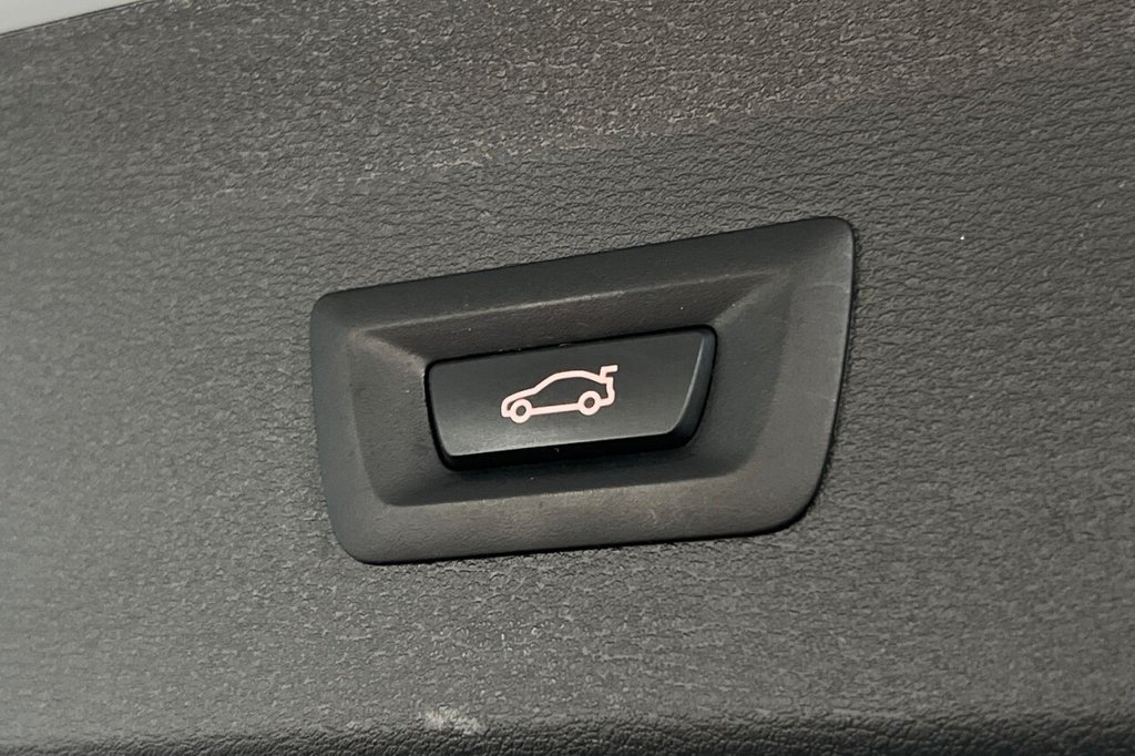 Vehicle 44