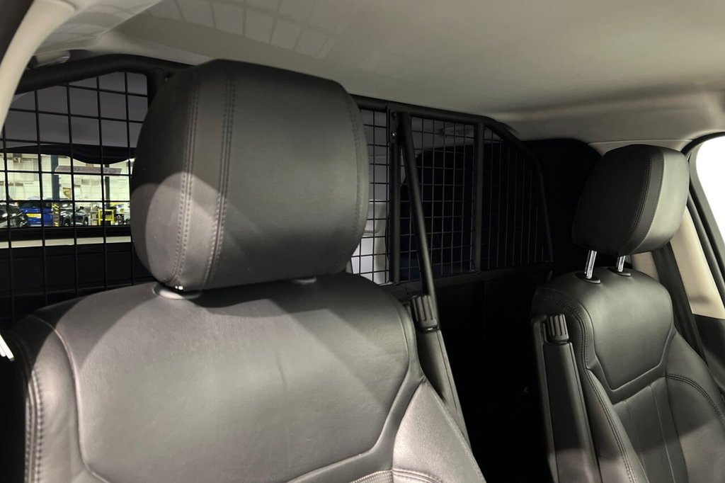 Used Land Rover Discovery 2019 for sale - 77065296: Photo 24