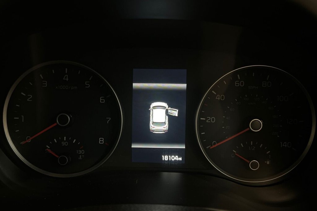 Used Kia Stonic 2021 for sale - 76582183: Photo 14