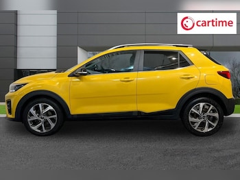 Used Kia Stonic 2021 for sale - 76582183: Photo