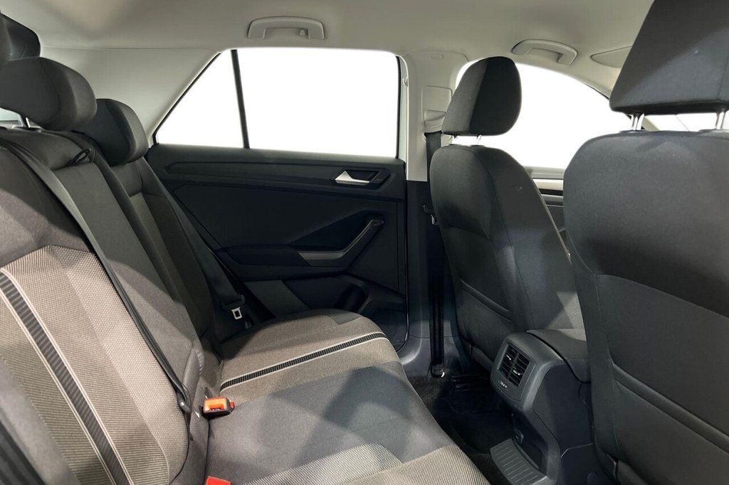 Used Volkswagen T-Roc 2018 for sale - 76474599: Photo 10