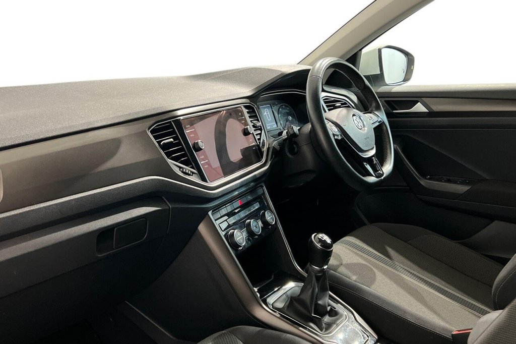 Used Volkswagen T-Roc 2018 for sale - 76474599: Photo 11
