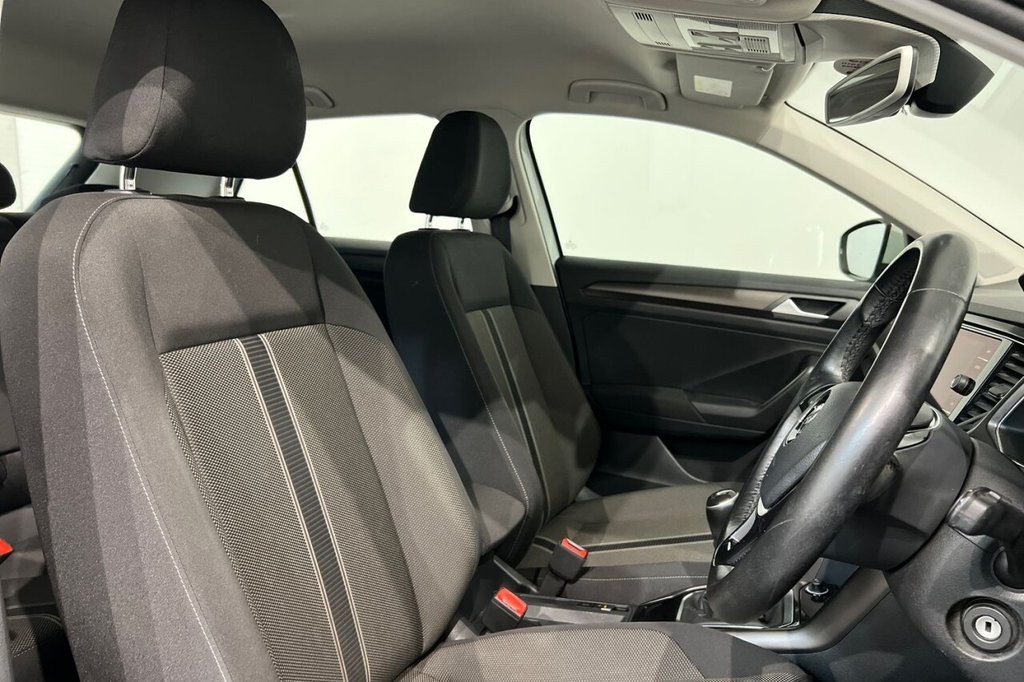 Used Volkswagen T-Roc 2018 for sale - 76474599: Photo 21