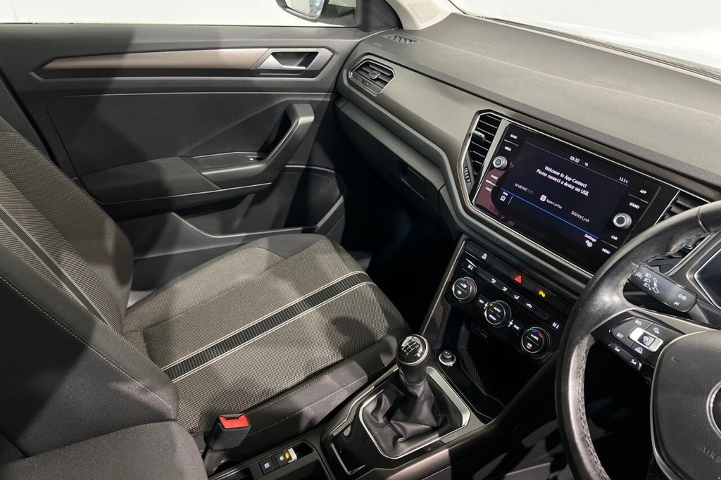 Used Volkswagen T-Roc 2018 for sale - 76474599: Photo 31