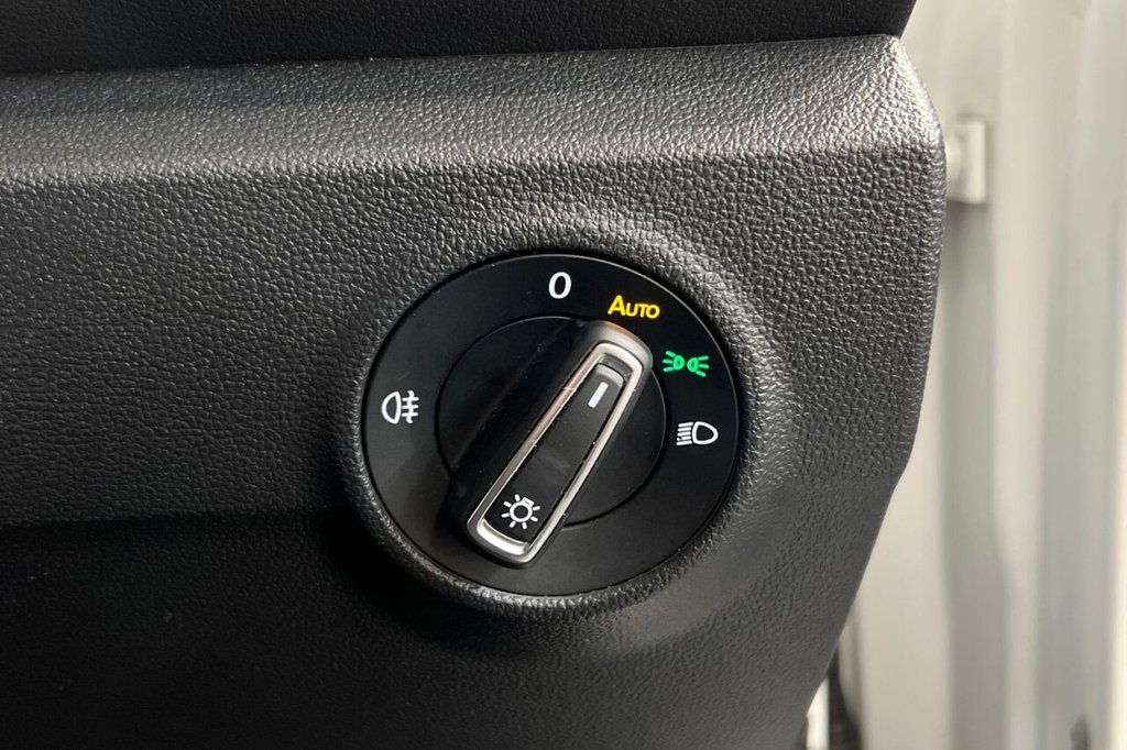 Used Volkswagen T-Roc 2018 for sale - 76474599: Photo 36