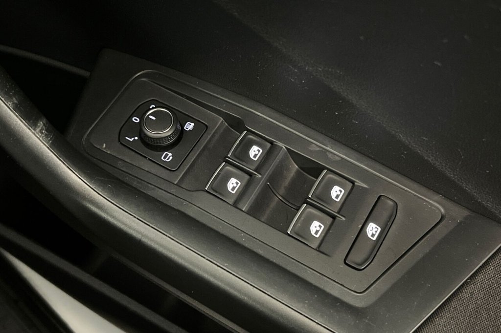 Used Volkswagen T-Roc 2018 for sale - 76474599: Photo 38