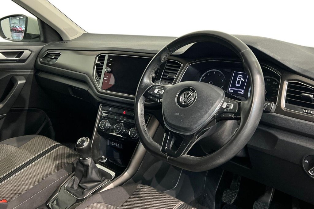 Used Volkswagen T-Roc 2018 for sale - 76474599: Photo 9