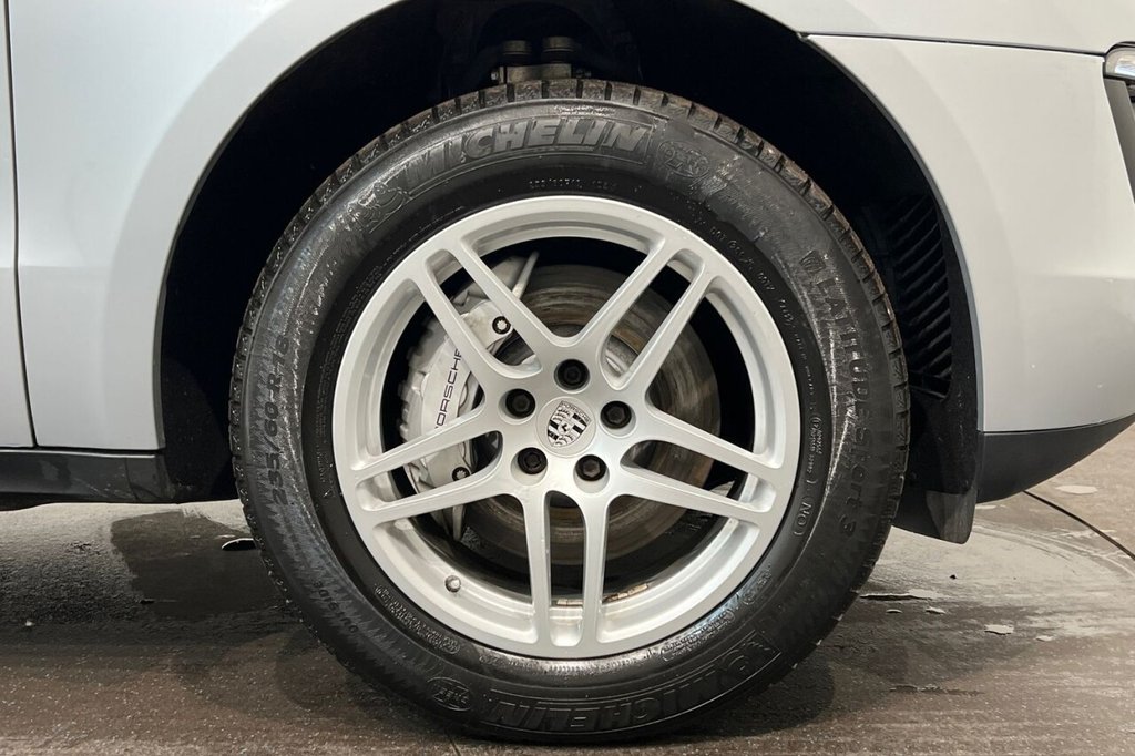 Used Porsche Macan 2015 for sale - 77293143: Photo 14