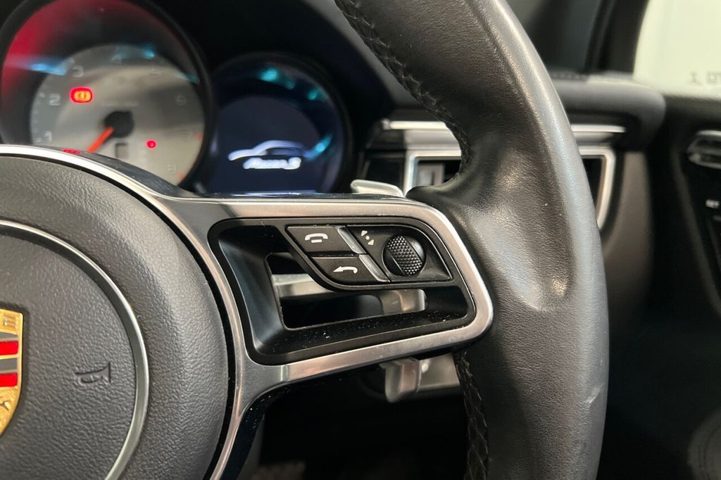 Used Porsche Macan 2015 for sale - 77293143: Photo 28