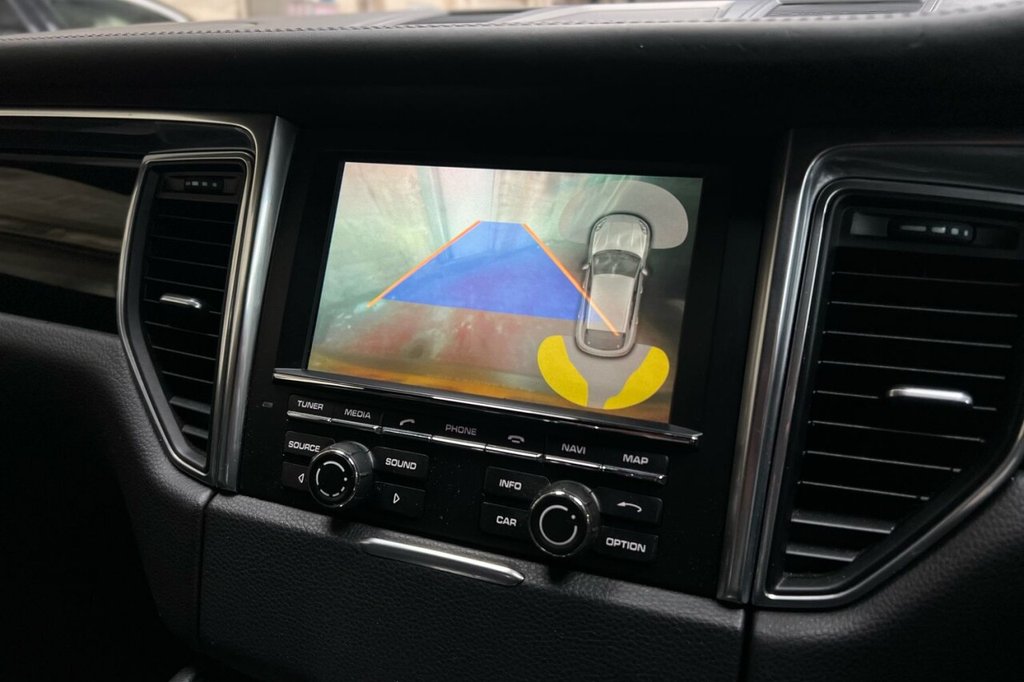 Used Porsche Macan 2015 for sale - 77293143: Photo 32