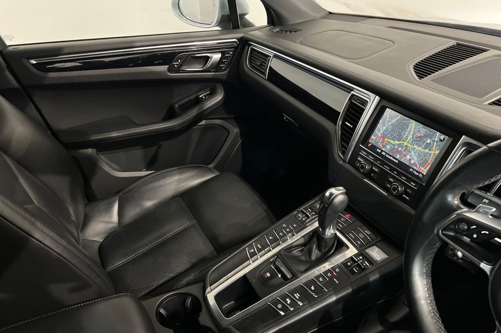 Used Porsche Macan 2015 for sale - 77293143: Photo 36