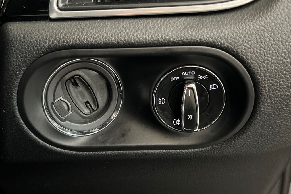 Used Porsche Macan 2015 for sale - 77293143: Photo 42