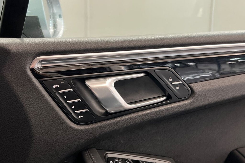 Used Porsche Macan 2015 for sale - 77293143: Photo 43