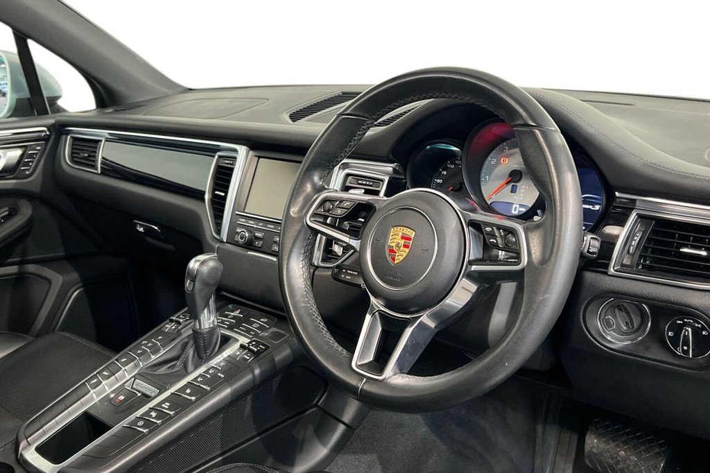 Used Porsche Macan 2015 for sale - 77293143: Photo 9