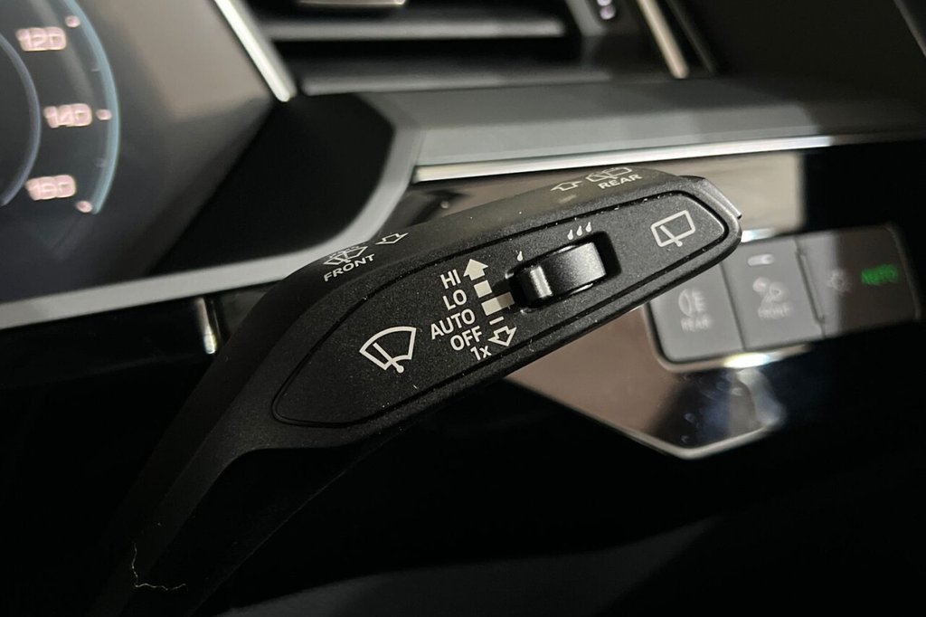 Used Audi e-tron 2020 for sale - 76406136: Photo 33