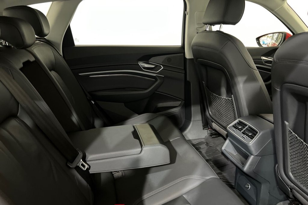 Used Audi e-tron 2020 for sale - 76406136: Photo 40