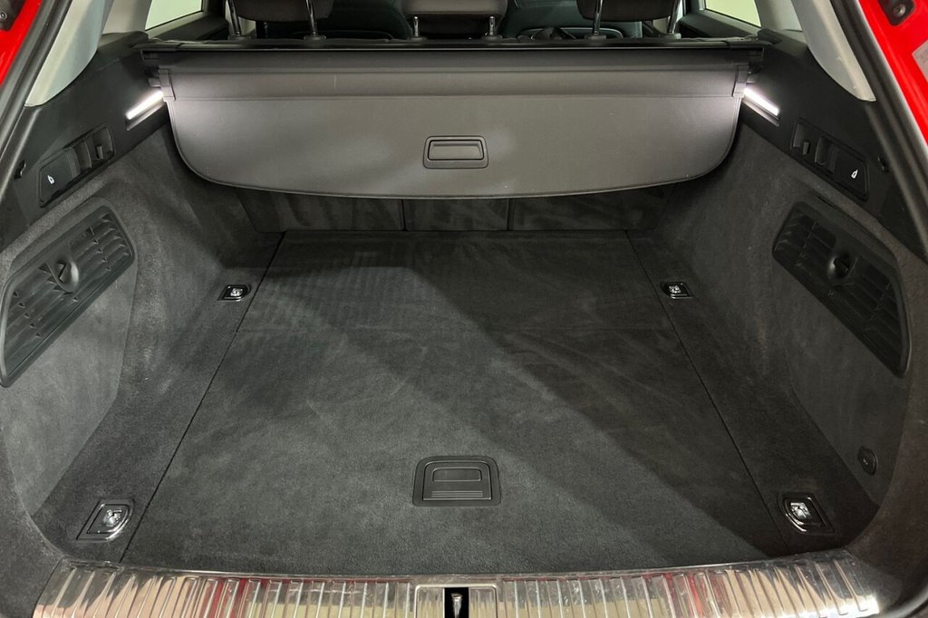 Used Audi e-tron 2020 for sale - 76406136: Photo 42