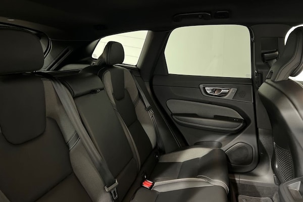 Used Volvo XC60 2022 for sale - 76256164: Photo 23