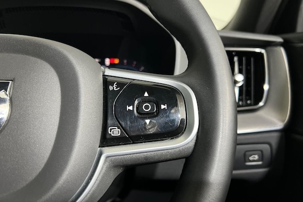 Used Volvo XC60 2022 for sale - 76256164: Photo 26
