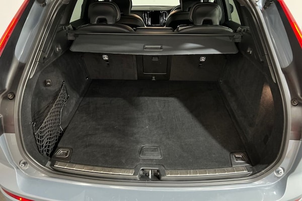Used Volvo XC60 2022 for sale - 76256164: Photo 43