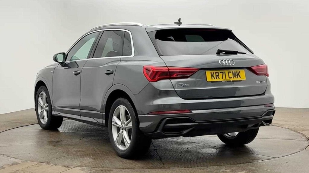 Used Audi Q3 2021 for sale - 77836103: Photo 2