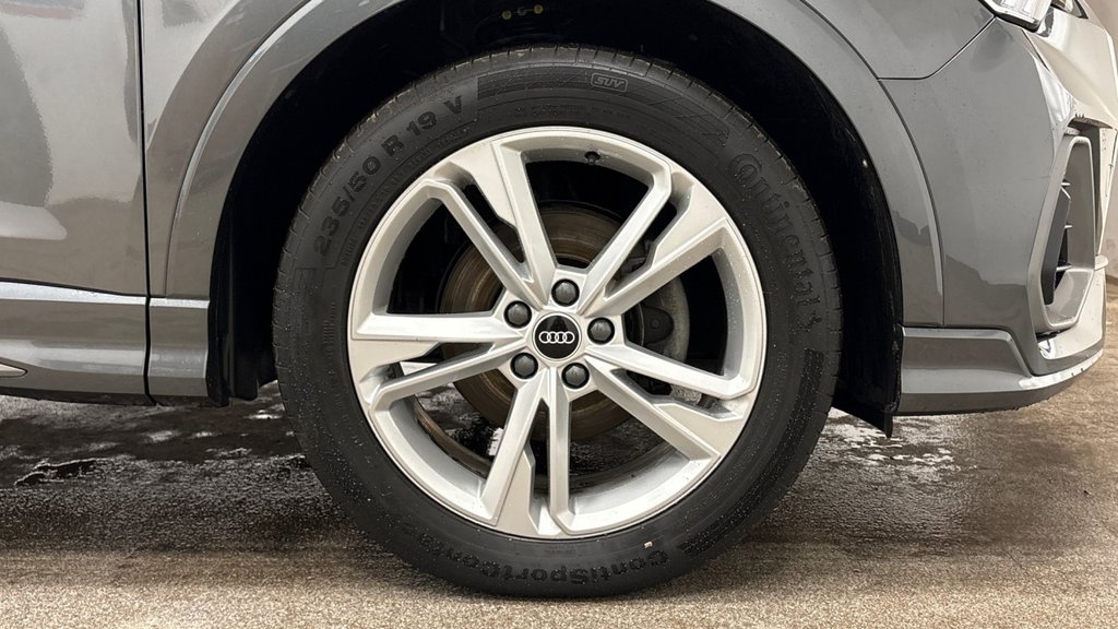 Used Audi Q3 2021 for sale - 77836103: Photo 4