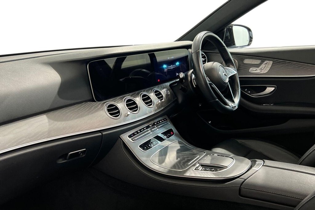 Used Mercedes-Benz E Class 2022 for sale - 76496340: Photo 11