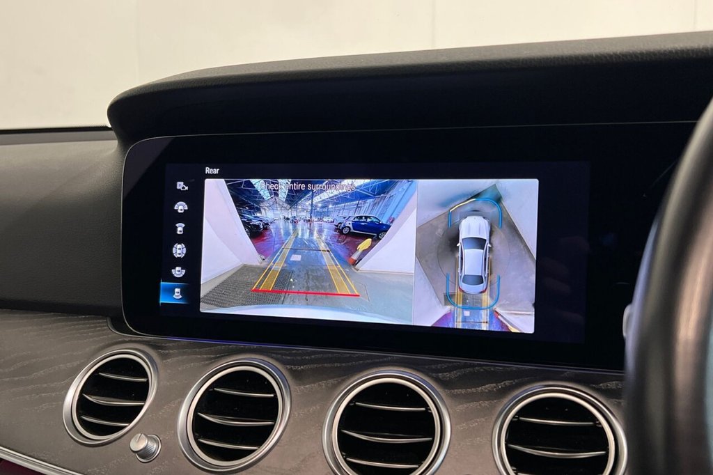 Used Mercedes-Benz E Class 2022 for sale - 76496340: Photo 16