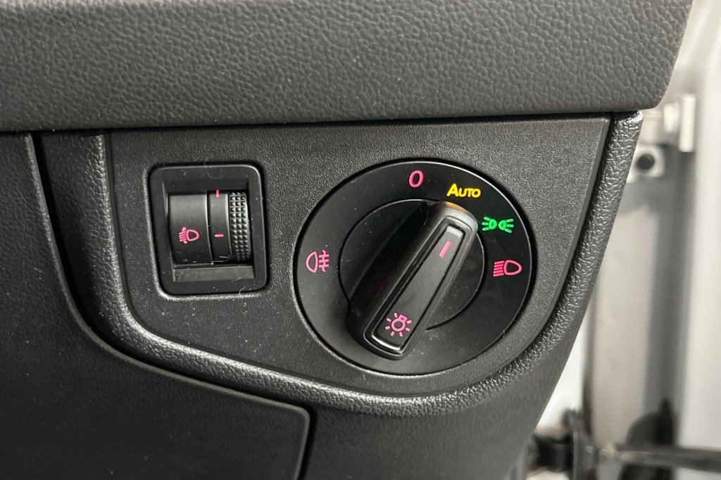 Used Volkswagen Polo 2018 for sale - 77952783: Photo 36