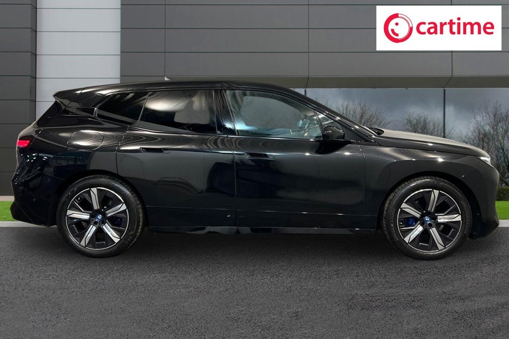 Used BMW iX 2023 for sale - 78030247: Photo 2