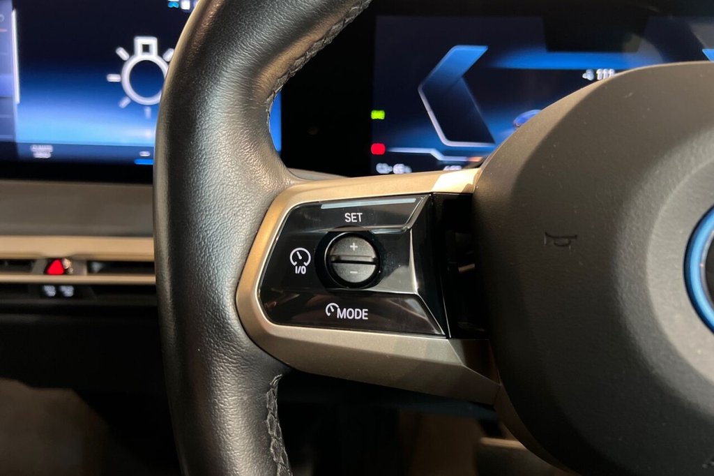 Used BMW iX 2023 for sale - 78030247: Photo 25