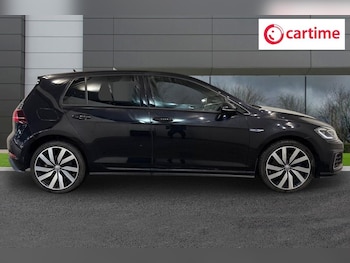 Used Volkswagen Golf 2018 for sale - 78780934: Photo