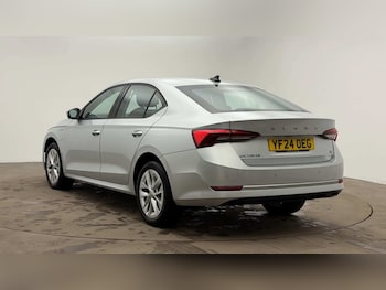 Used Skoda Octavia 2024 for sale - 76400408: Photo