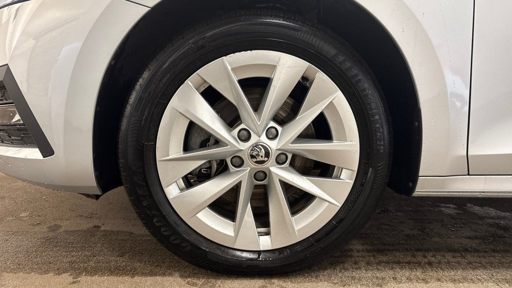 Used Skoda Octavia 2024 for sale - 76400408: Photo 9