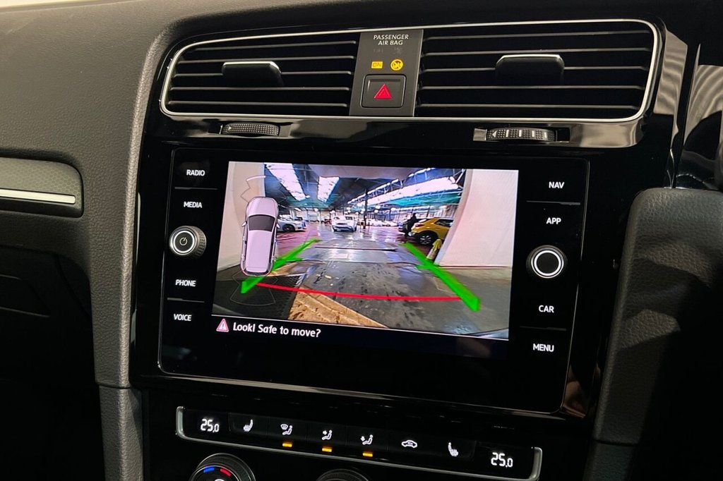 Used Volkswagen Golf 2019 for sale - 77879638: Photo 16