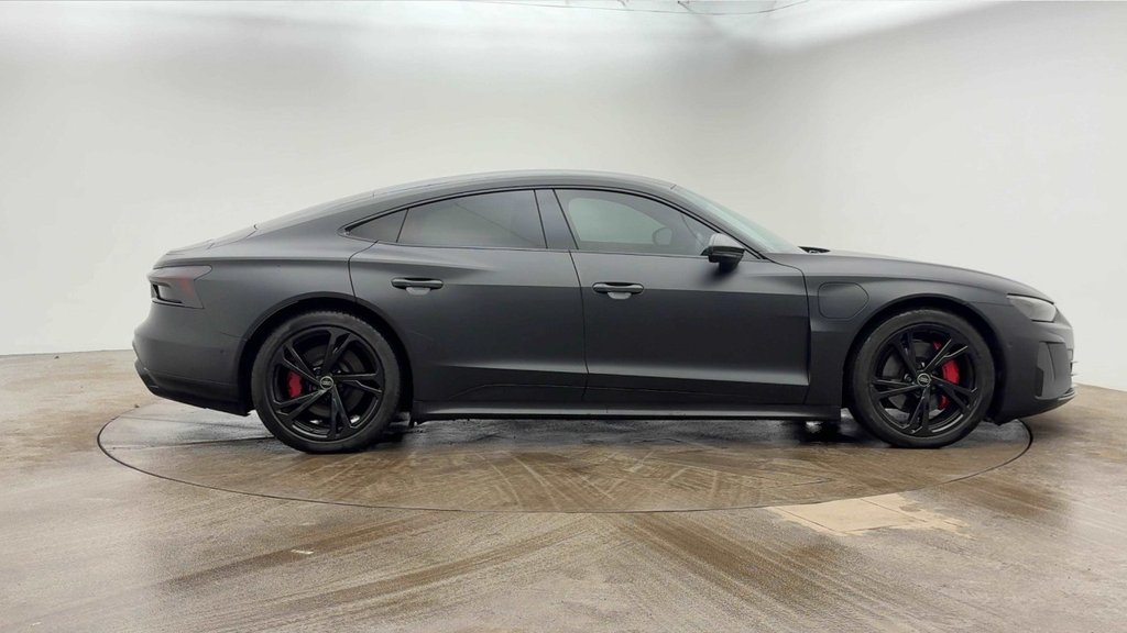 Used Audi e-tron GT 2022 for sale - 77642469: Photo 2