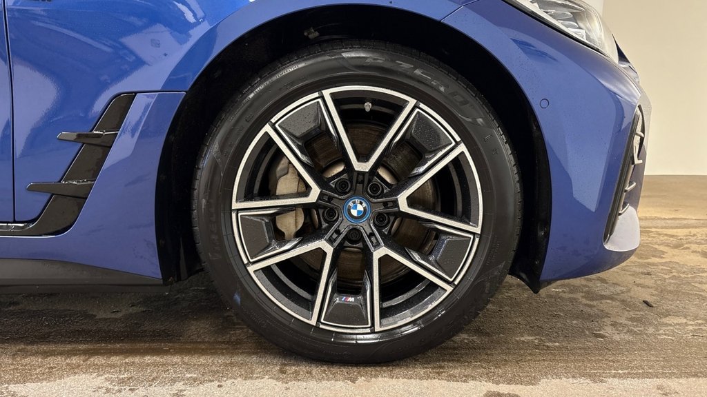 Used BMW i4 2022 for sale - 77280738: Photo 11