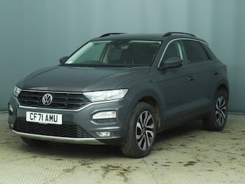 Used Volkswagen T-Roc 2021 for sale - 76841660: Photo
