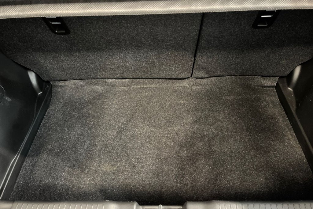 Used Suzuki Swift 2022 for sale - 77256079: Photo 31