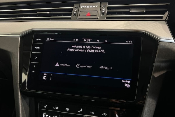 Used Volkswagen Passat 2022 for sale - 75306809: Photo 30